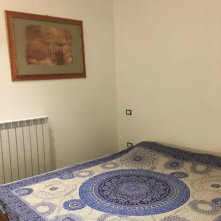 Albani Welcome Houses *